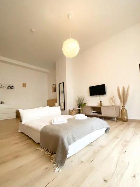 Ruhige Und Stilvolle Wohnung Am Clara-Zetkin-Park Leipzig Bagian luar foto
